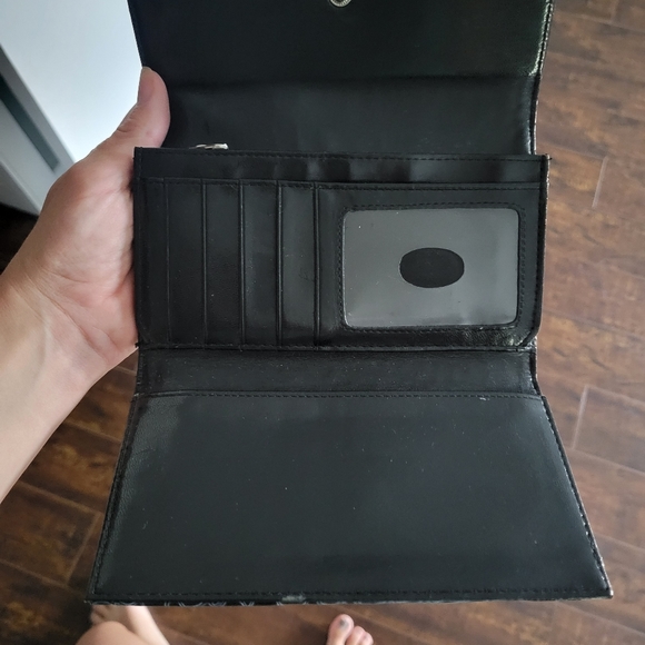 Wallet - Picture 2 of 2